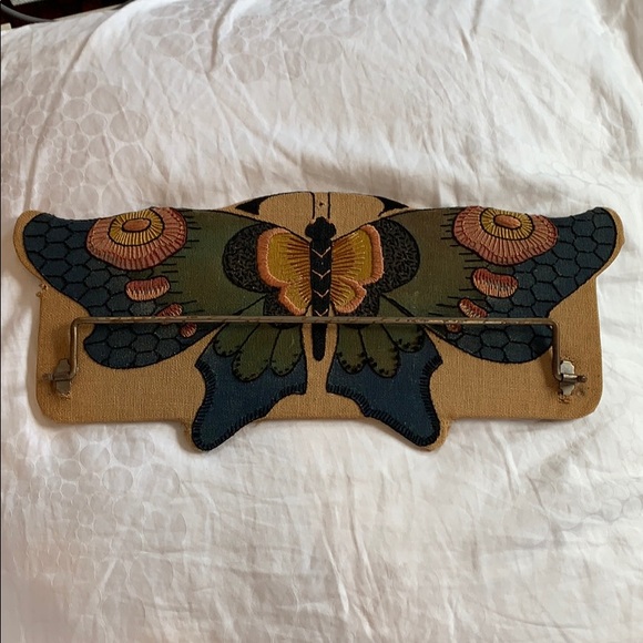 Vintage embroidery butterfly towel rack 16x7